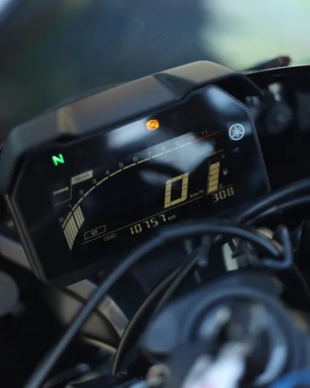 Yamaha R7 Full extras