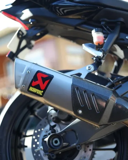 Yamaha R7 Full extras