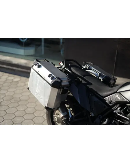 Yamaha Ténéré 700 c/Malas