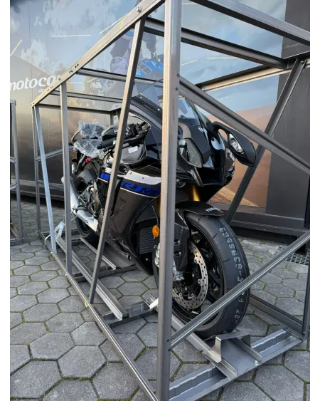 Yamaha YZF-R1 M — Nova 0 km | Últimas 2 Unidades | Motocar